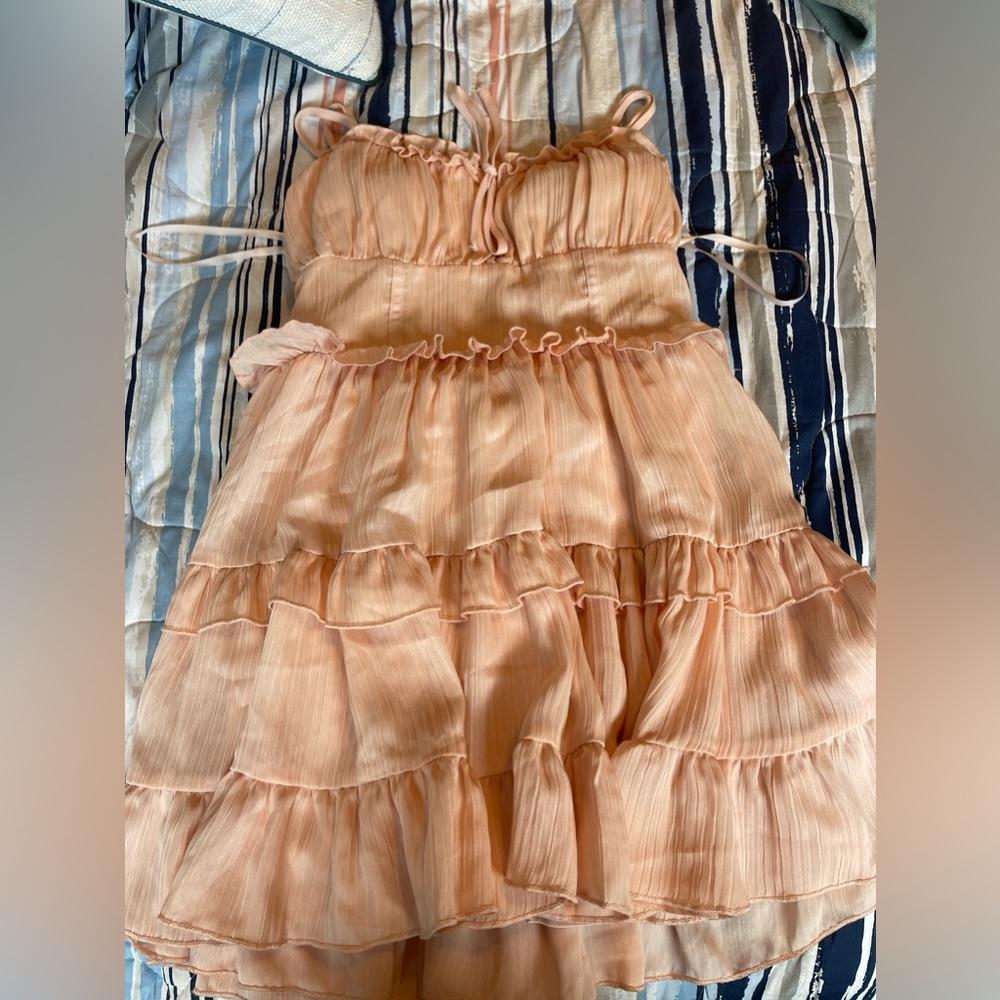 wild fable 3 tier mini dress with smocked back. in size xs, peach colored
